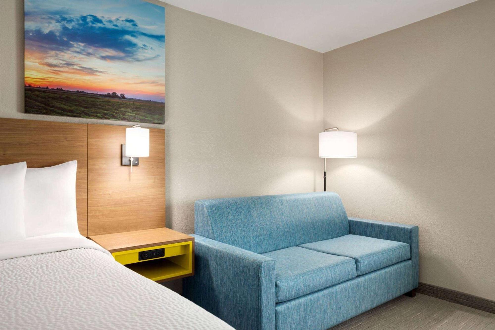 Days Inn By Wyndham Hillsboro Ngoại thất bức ảnh