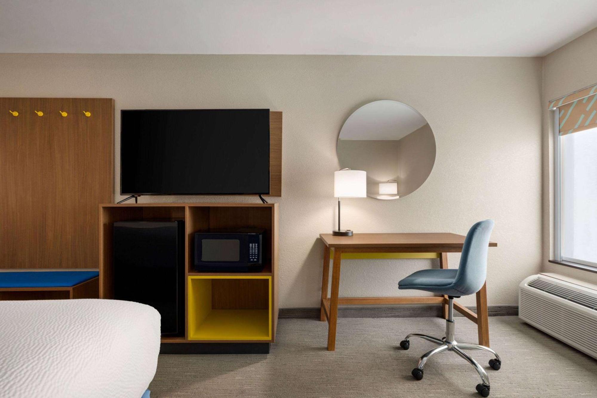 Days Inn By Wyndham Hillsboro Ngoại thất bức ảnh