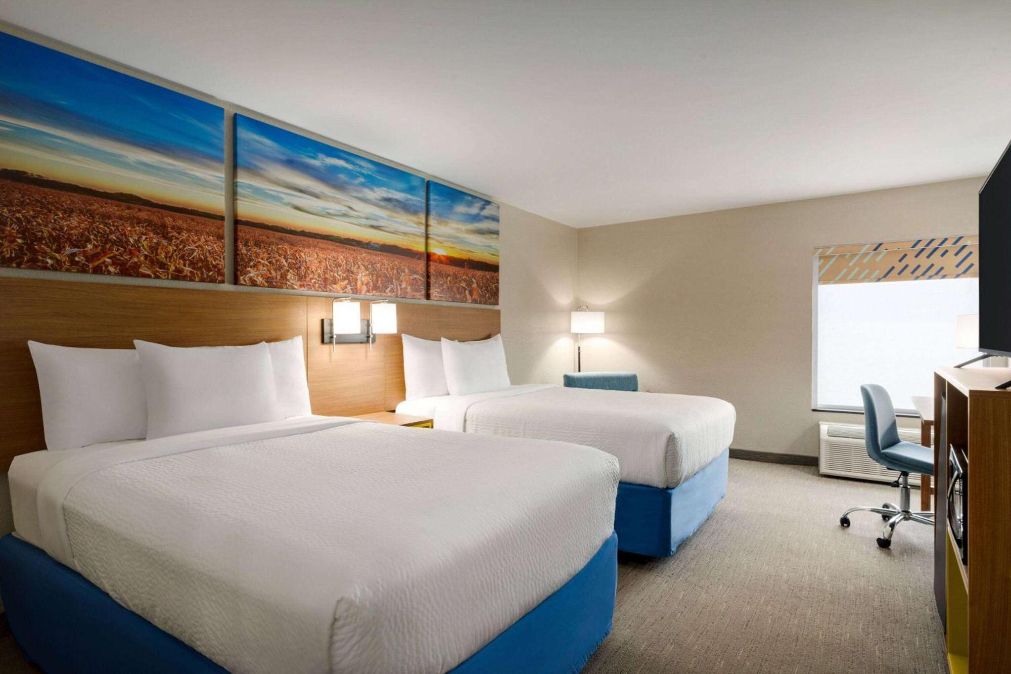 Days Inn By Wyndham Hillsboro Ngoại thất bức ảnh