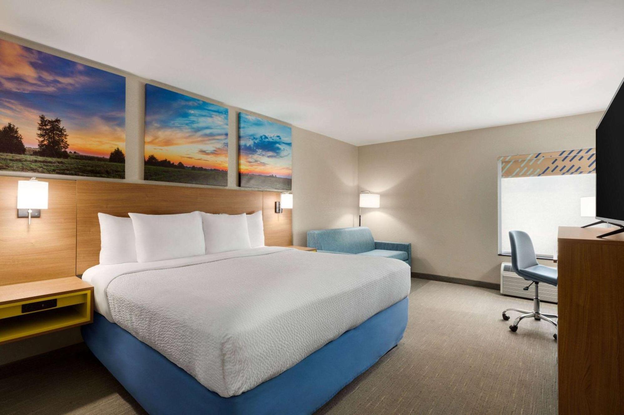 Days Inn By Wyndham Hillsboro Ngoại thất bức ảnh