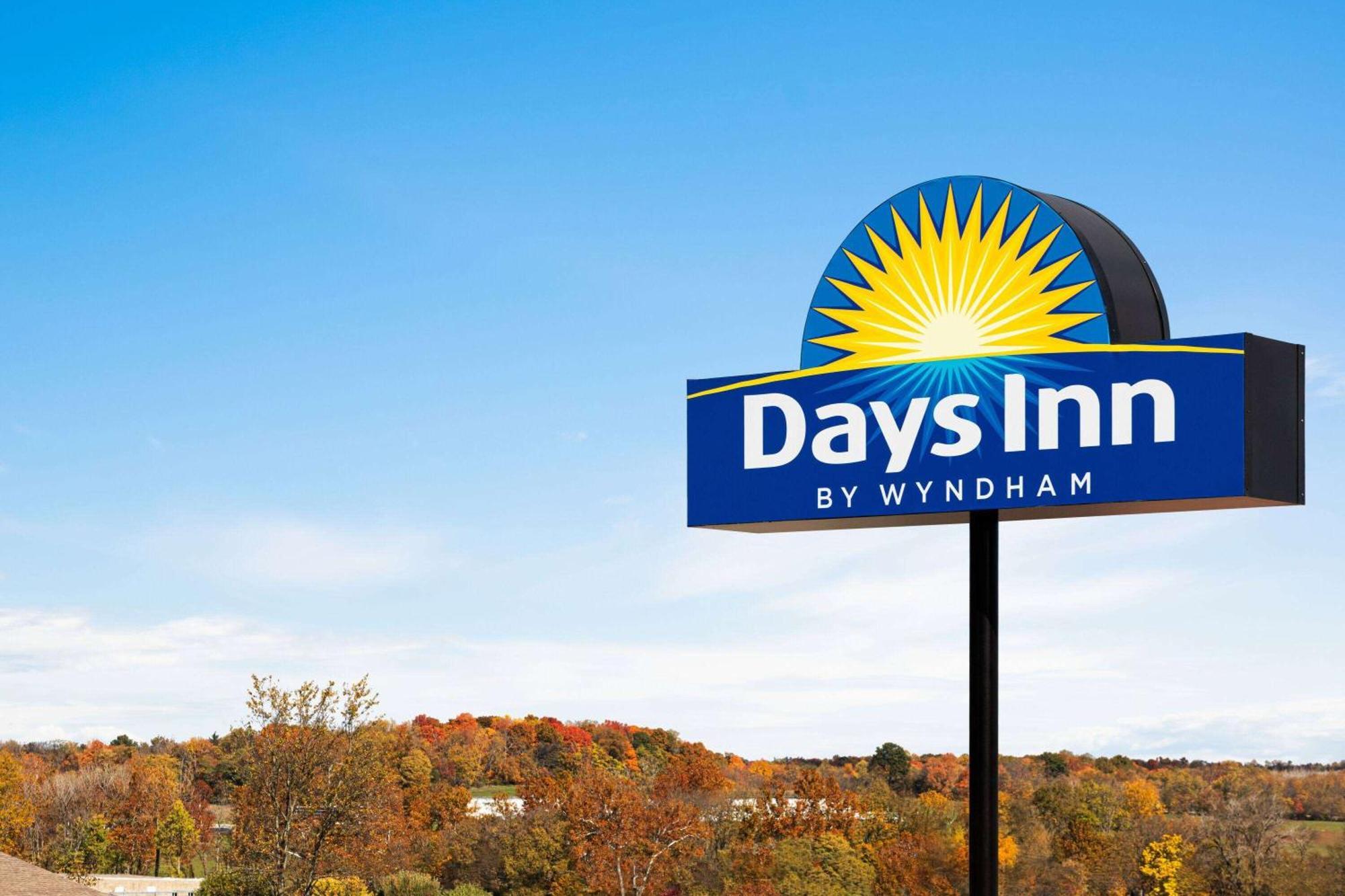 Days Inn By Wyndham Hillsboro Ngoại thất bức ảnh